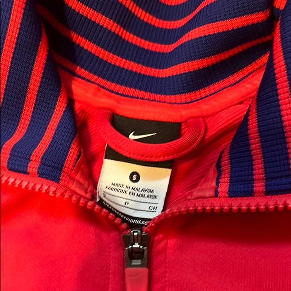 Nike Pink and Blue Bomber Jacket with Striped Collar - Picture 4 of 6